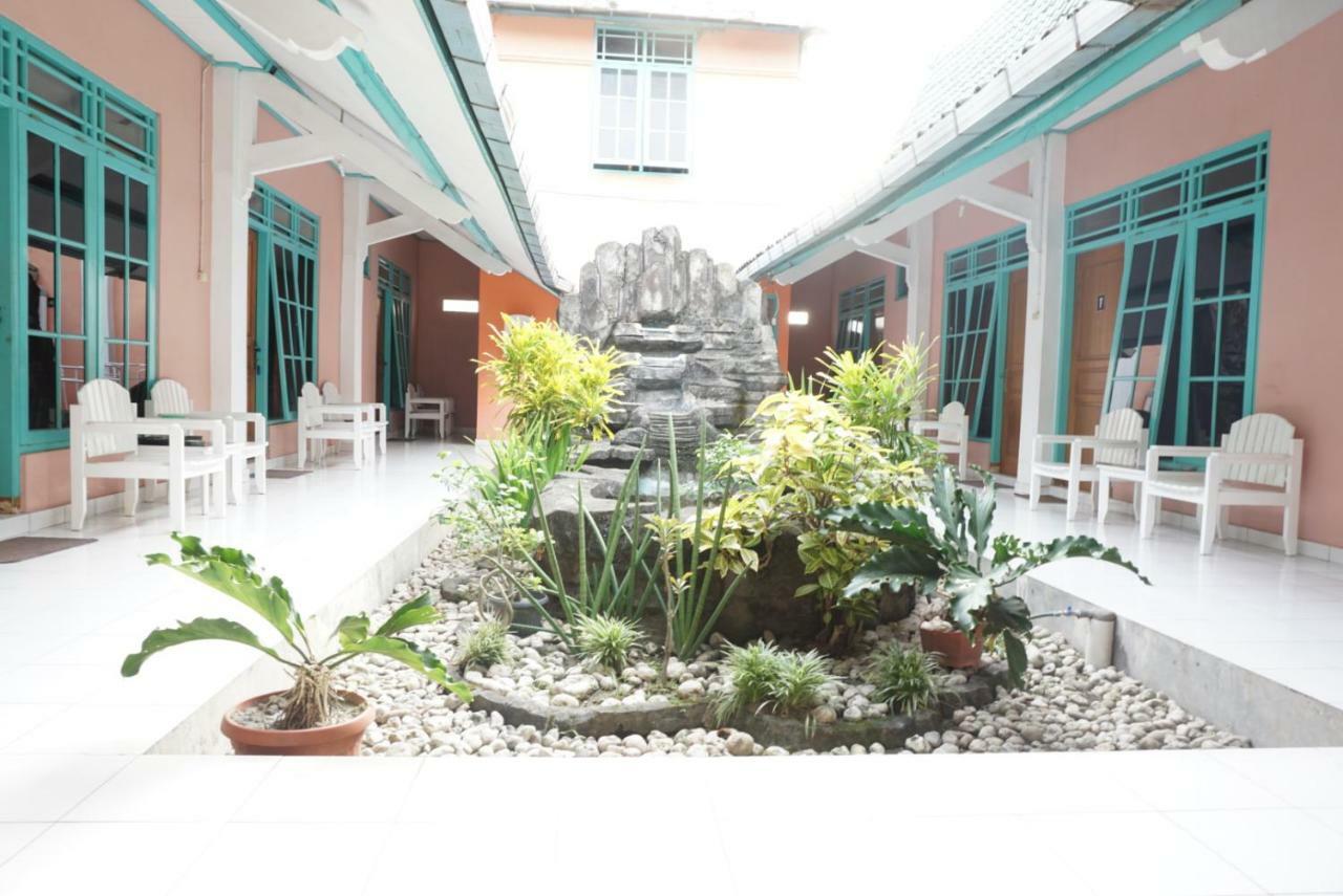 Ismoyo Hotel Yogyakarta Luaran gambar